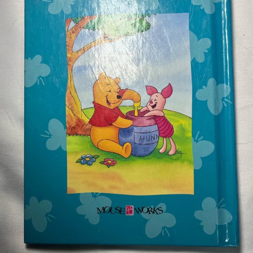 Vintage 1995 Winnie‎ the Pooh A Windswept Piglet HC Disney Rare Book